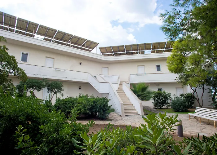 Isola Lo ScoglioAlbergo